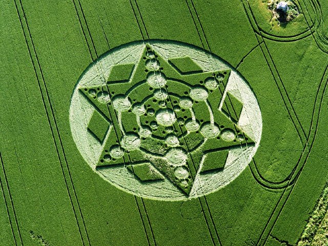 Crop Circles 02